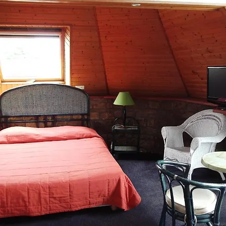 Les Rochers Hotel